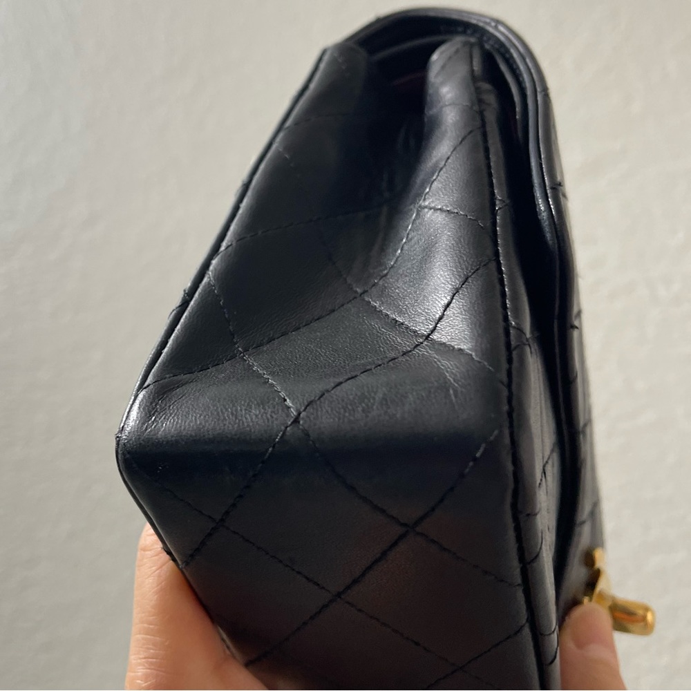 ❌SOLD❌Vintage Chanel Small Classic Double Flap - Picture 7 of 9